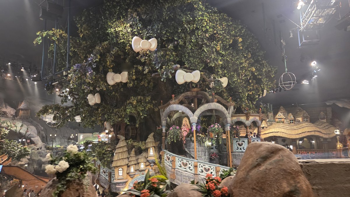 ピューロランドの館内